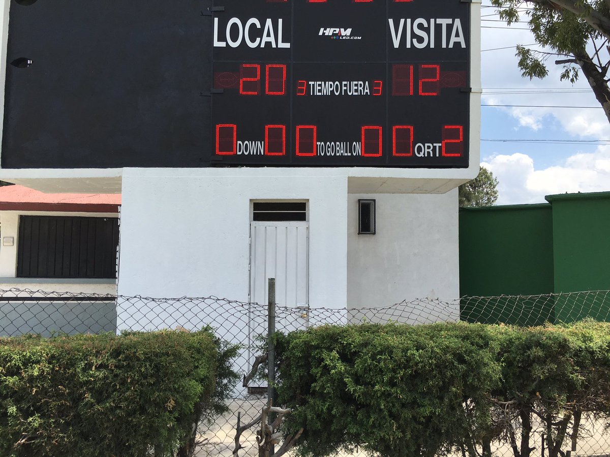AFPremier's tweet photo. Marcador al medio tiempo a favor de Cougars 20 Tigres 12 https://t.co/mNV9wpNHdq