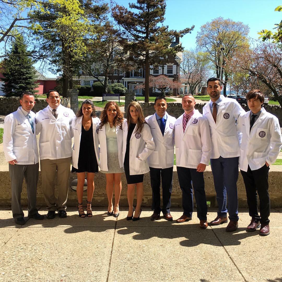 UBchiropractic's tweet photo. White Coat Ceremony for the Class of December 2017! Congratulations everyone! #chiropractic #UBCC #WhiteCoatCeremony https://t.co/Vdk9DwOHXx
