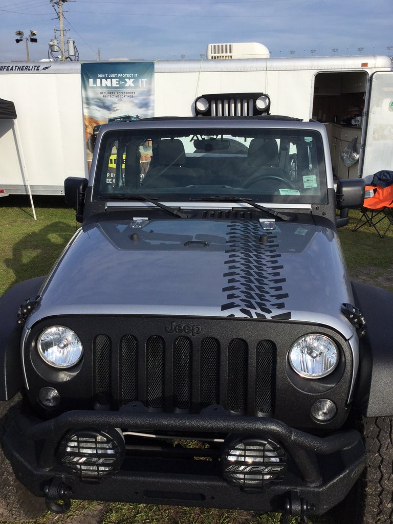 lineXit's tweet image. Jeep Beach