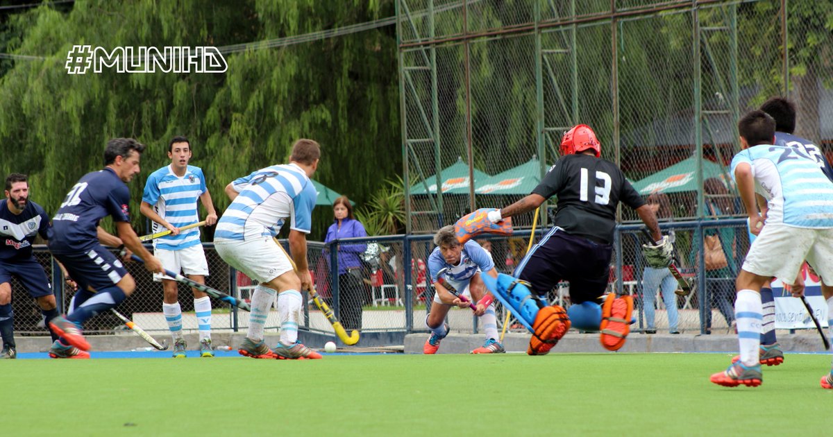 HockeyMUNIHD's tweet photo. #HMC16 #01R06F #CiudadA Vs #Velez en C.C.B.A: #INTER https://t.co/NOlQSGkHqc