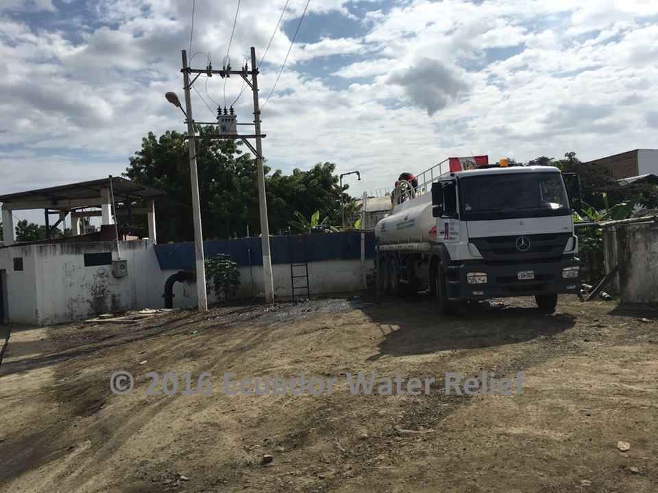 EcuadorHelp's tweet photo. What an amazing journey.In #Manta yesterday with much needed #cleanwater.Help us keep going https://t.co/wdtgeKeaOJ https://t.co/jfbAZozJtp