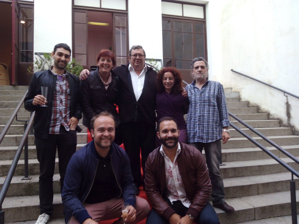 #CINEMA!
L'equip de Junta del Centre que ha fet possible el passi de <a href="/tercergradopeli/">TERCER GRADO</a> amb director i <a href="/JesusLloveras/">Jesus Lloveras</a>