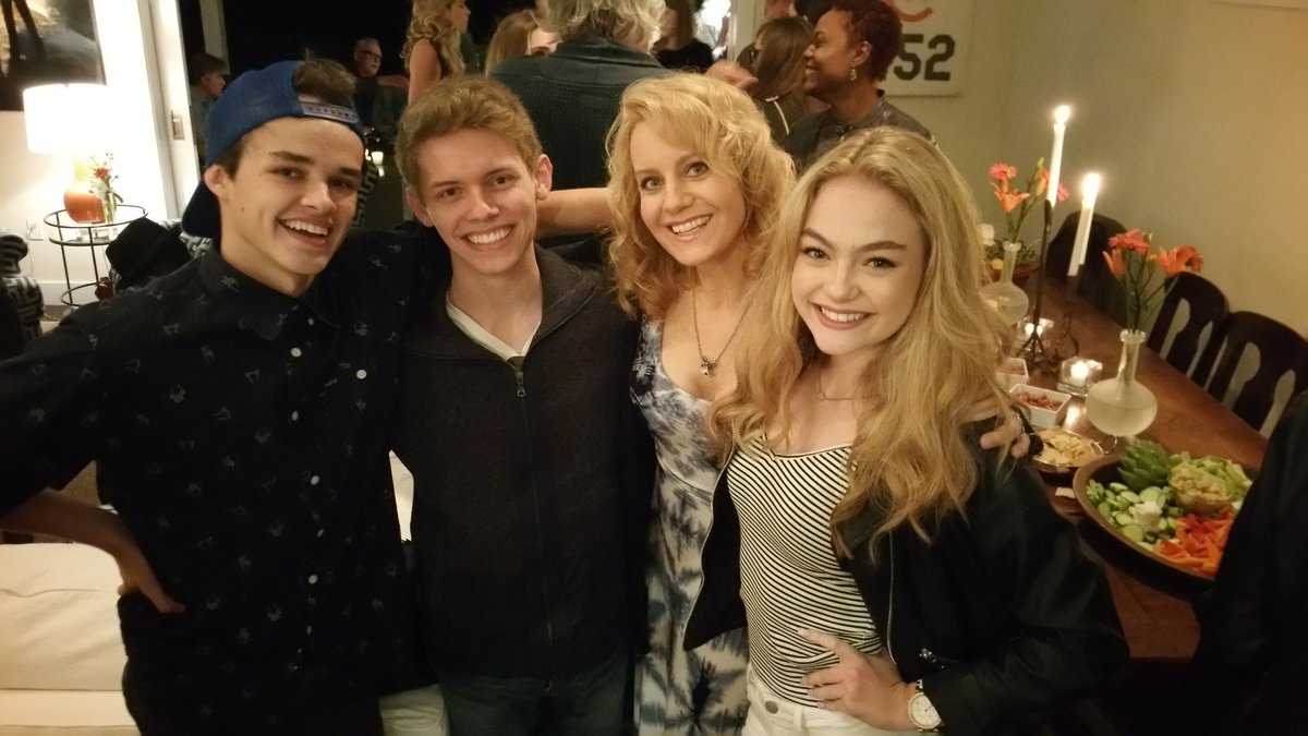 EileenGrubba's tweet photo. My kids! #GameOfSilence @CurranWalters1 @CalebBendit @EileenGrubba @ktgk00 @NBCSilence https://t.co/10yoNV4TDK