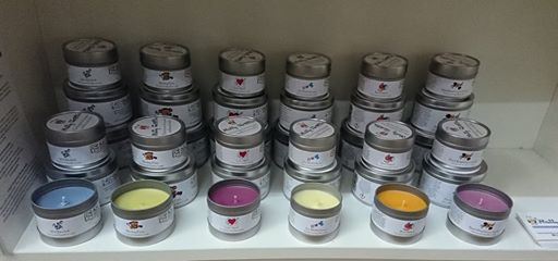 NorwichEmporium's tweet photo. Our shop is a lovely crafty community. Here are gorgeous candles by @nuttycrafts with illustrations by @lufflystuff https://t.co/Iii44Pyw30