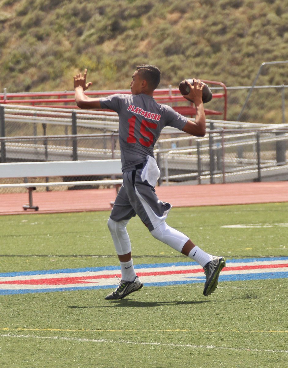 luna_ink_photo's tweet photo. Looking good out there @aflosports15 @SoCalPlaymakers @LHHighlanders https://t.co/r7Y8BcKSGM