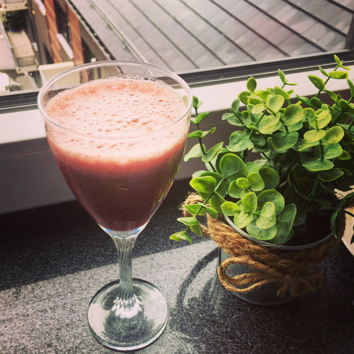 MySimpleSpoon's tweet image. Beet Me Up Juice 🍌🌿 #juice #greens #cleaneating #organic