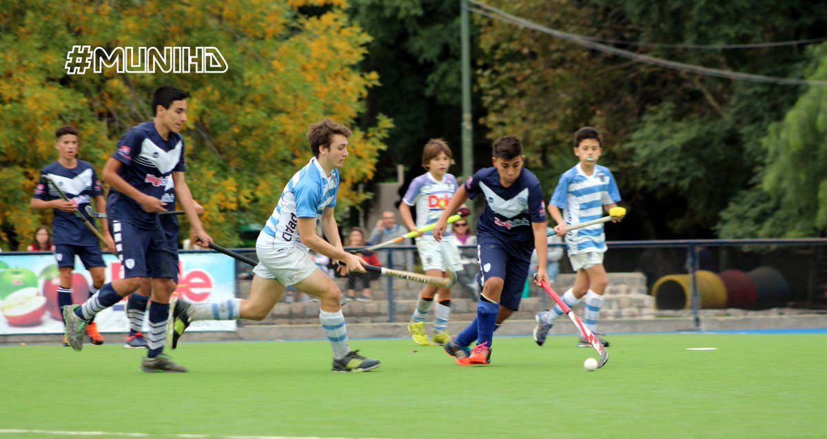 HockeyMUNIHD's tweet photo. #HMC16 #01R06F #CiudadA Vs #Velez en C.C.B.A: #IQuinta https://t.co/if6TeBDBD7