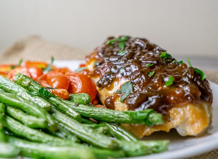 BabaganoshBlog's tweet image. #Giveaway of #TopMates BBQ Finishing Sauces on the blog this week! babaganosh.org/top-mates-fini… #BBQ #sauce #summer #yum