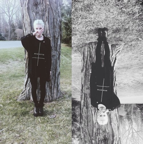 Vanitytty's tweet image. ☨ Noir est le nouveau blanc ☨