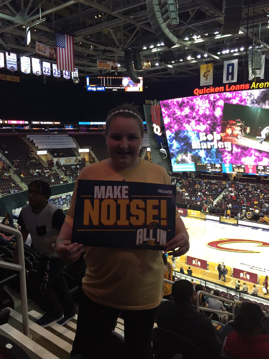 cdaugs's tweet image. @cavs @Budweiser @TheQArena @chefsymon @HUMONGOTRON @CavalierGirls Catie is #ALLin216