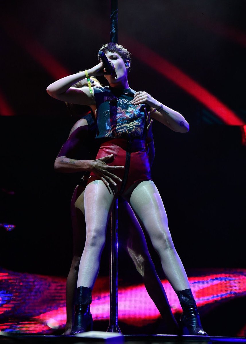 PromotingHalsey's tweet image. HQ's da @halsey no Coachella
