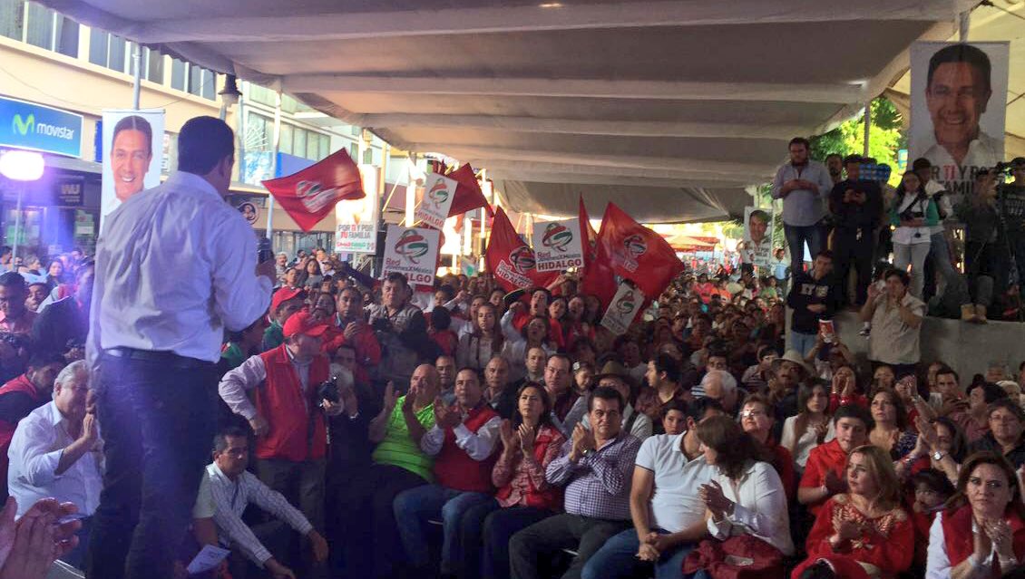 omarfayad's tweet photo. Voy a mantener tranquilidad que vive #Hidalgo. Trabajaré por darte más seguridad para que tu familia viva en paz. https://t.co/yrccuNGZI6