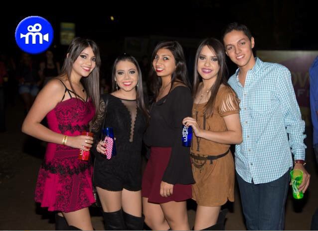 mariafe1367's tweet photo. Que pena q acabou #Expomonte 2016! Q venha a próxima 🍻 https://t.co/TcH8hNmvIa