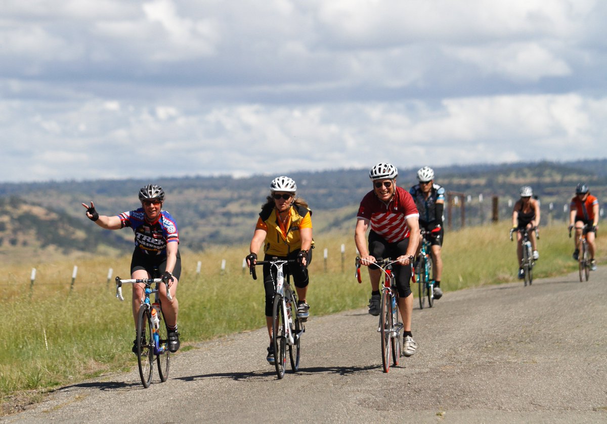 em_berto's tweet photo. Photos from the 35th Annual Chico Wildflower Century ride hosted by @ChicVeloBike: https://t.co/q0i4gZgvhM #ChicoCA https://t.co/XsRG9VE145