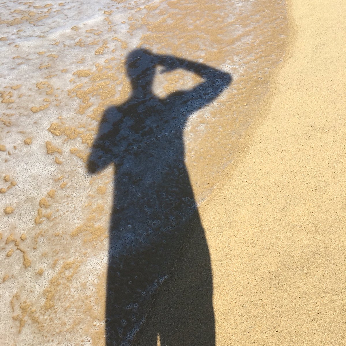 I salute all that allow us to walk our beaches free