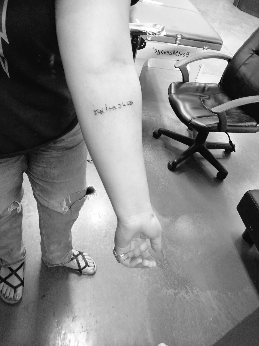 rosesanddemons's tweet photo. A tribute to Jessica and all of the ppl who battle themselves every day. "Do not mock what you have not endured" ❤️ https://t.co/gLPTWKlzxY