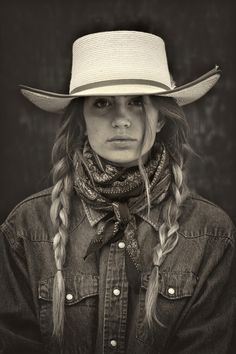 #wildwestfashion #cowgirl #CowboyFestival