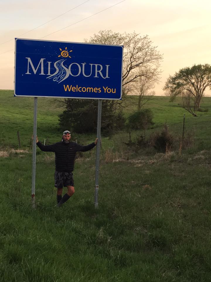 ryanwadells's tweet photo. @ryanwadells has reach Missouri! In 6 days, not 7! An amazing feat! Visit for more pics: https://t.co/Js2OPQT5Xe https://t.co/gJtijCGgZU