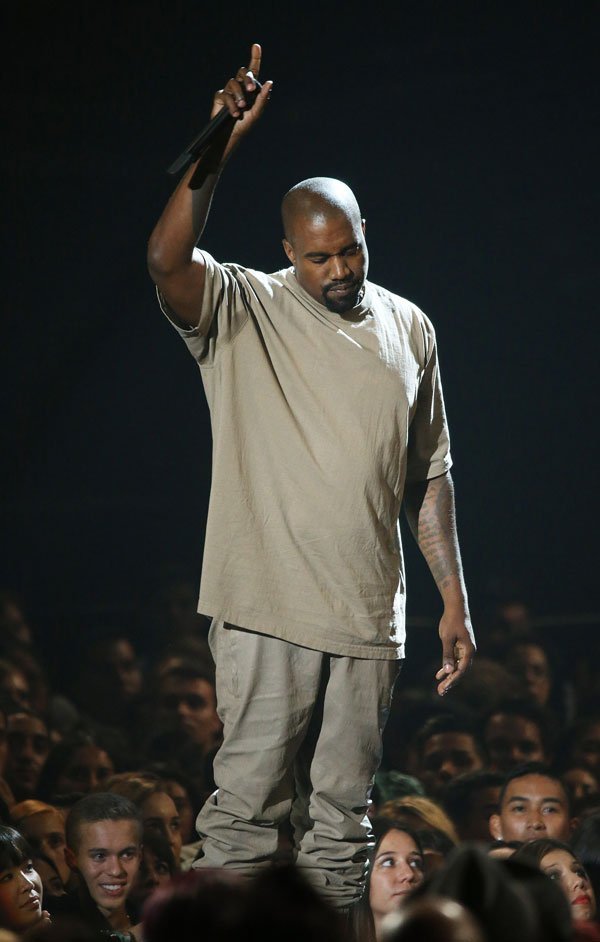 ReviveYeezy tweet media