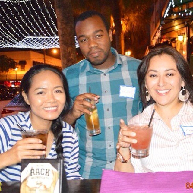 MySoCalTweets's tweet photo. Mixing it up at our New Member Ice Breaker #mysocialcalendar #singles #SouthFlorida https://t.co/J5xiXbwVP9