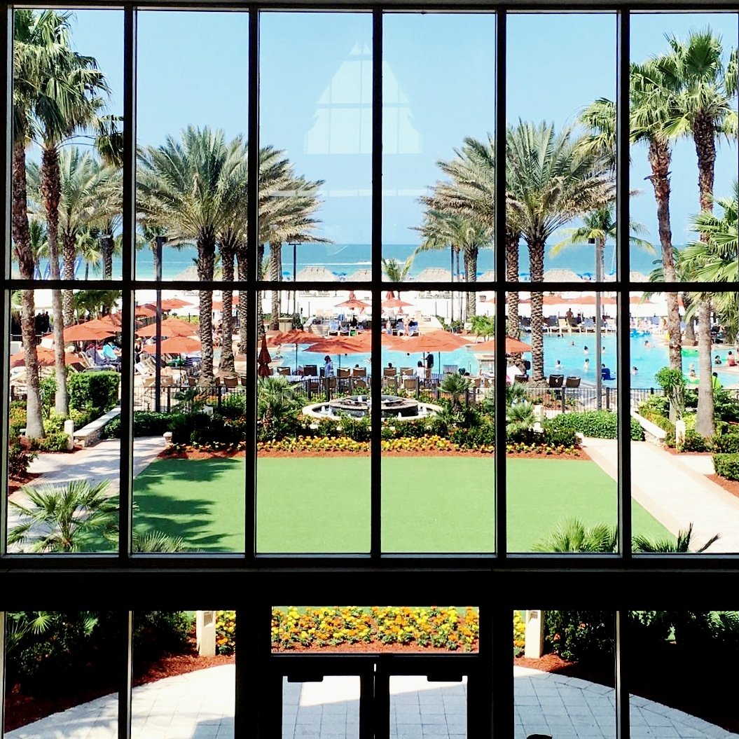 Live in color...
#paradise #inaglass #travel #inspo #cocktails #vacayvibes #lifestyle #luxury #EAG #EllisAdamsGroup