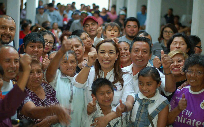 385Grados's tweet photo. Deja Adriana Dávila sin palabras a adversarios, contundente triunfo en debate
https://t.co/shgTPeNsZL https://t.co/caOfuo8KOT