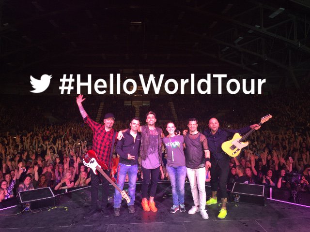 Hedleyonline's tweet photo. Thank you Sudbury! And thank you to @TheNewHot935 for tonight's winner!!  #HelloWorldTourSudbury https://t.co/7iQuE2TwdY