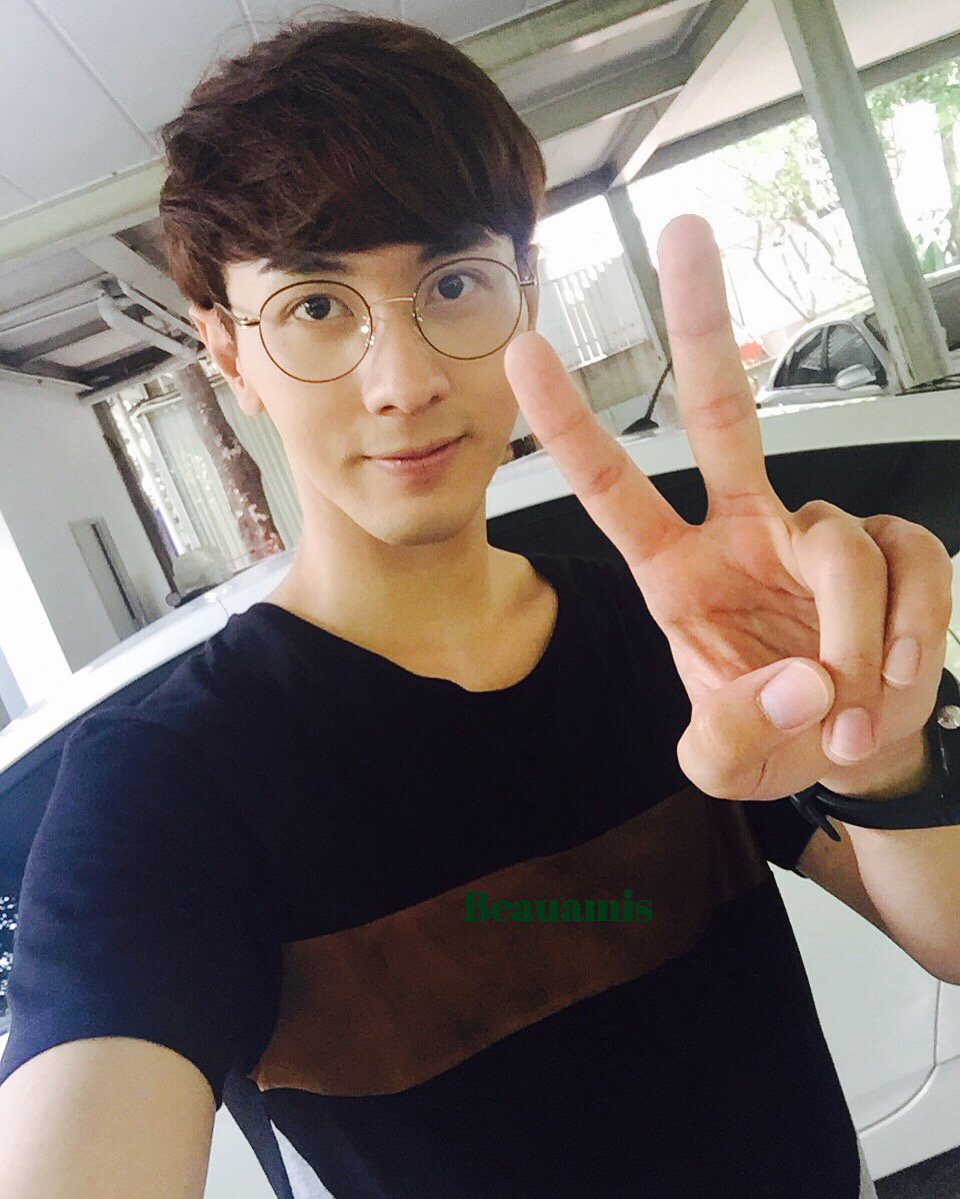 beauamis1's tweet photo. #นัททิว #Natthew #24Apr2016
#나튜 #ThaiSinger #ThaiActor #ThaiArtist #Kpop #Singer # #Asia #Thailand https://t.co/hb3SUDuSU8