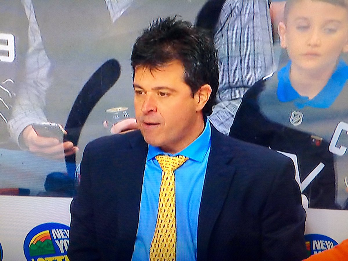 UfaWizard's tweet photo. Jack Capuano dressed for 2003 New Year's Eve party in Lethbridge #RandyRiver #spaciba https://t.co/8KdEFglxOT