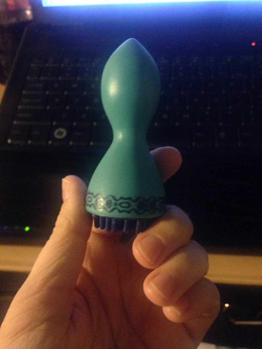 my sisters toy looks like a butt plug