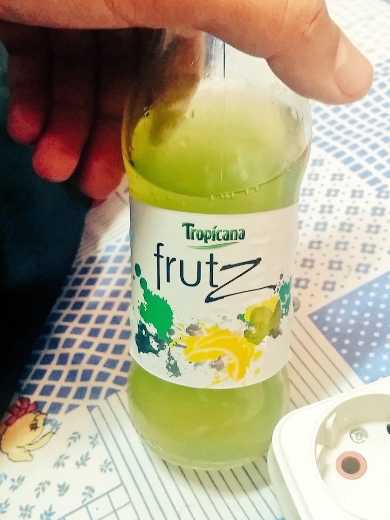 AymanMak95's tweet photo. #frutz
#فروتز على الصبح وكده 😍 https://t.co/48ftPJKURU