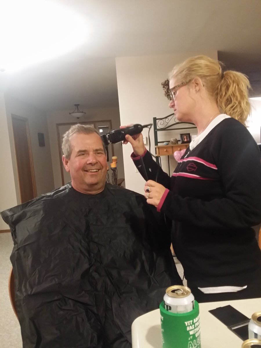 Impauldavey's tweet photo. Some things can't be fixed. But we will try our best #onemore #safetytipsforladies #manscaping https://t.co/FoQ1sf9Bc5