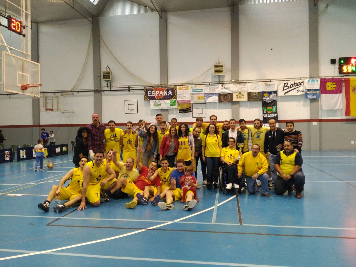 CBTorrijos's tweet photo. #final4TOB El @CBTorrijos CAMPEÓN de la I Liga @AsoBalToledoTOB https://t.co/HyyctqibGb