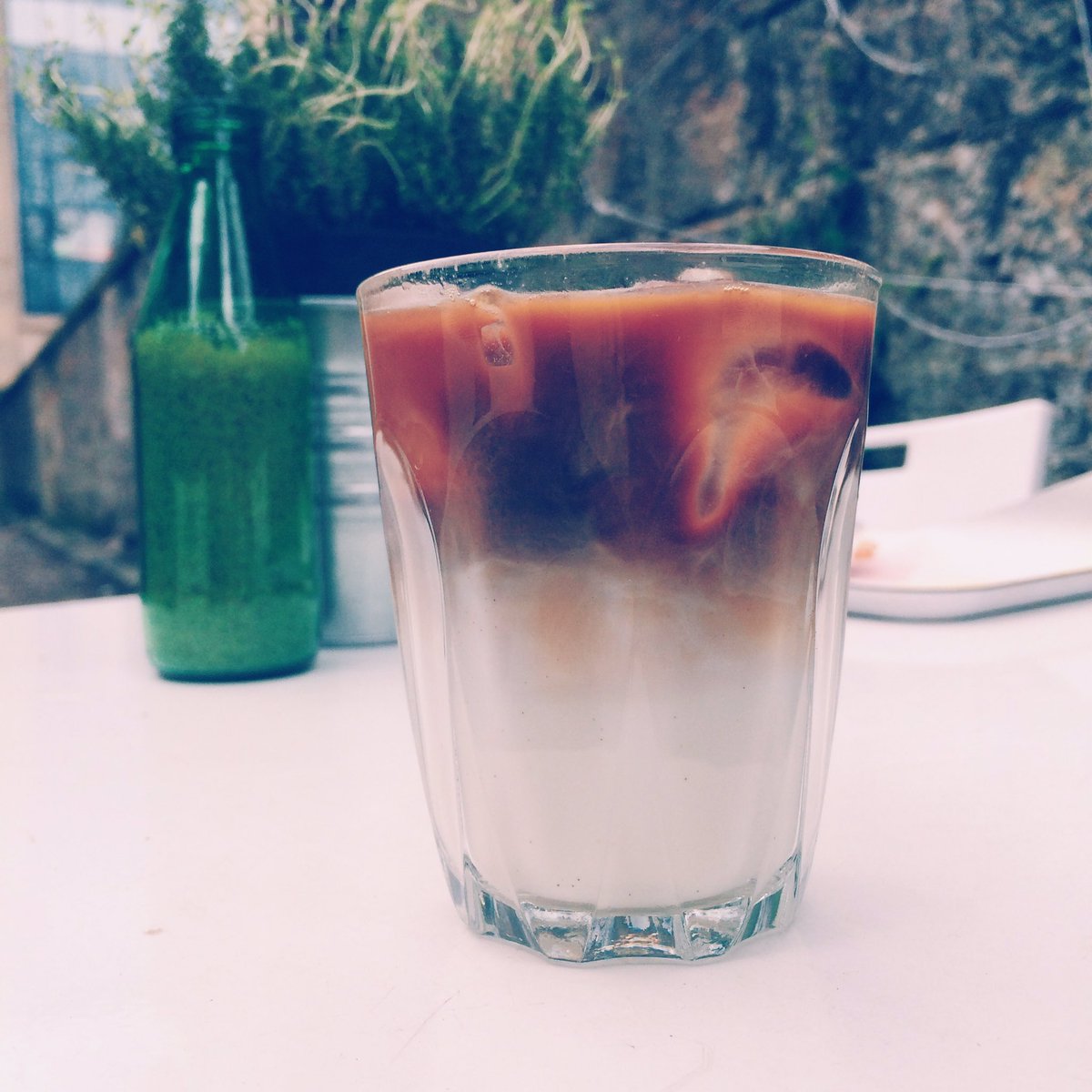Just stir #icedlatte #glasgow #outdoorseating