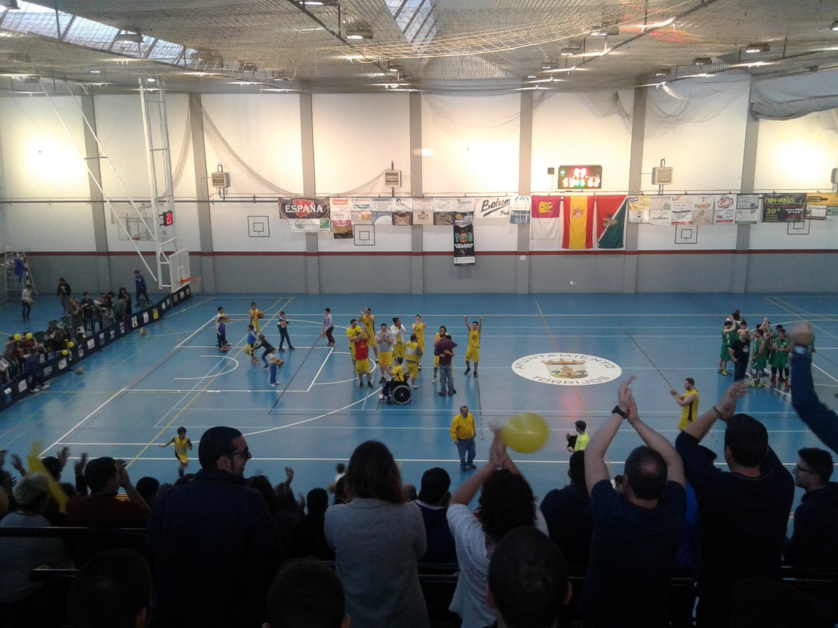 CBTorrijos's tweet photo. #final4TOB El @CBTorrijos CAMPEÓN de la I Liga @AsoBalToledoTOB https://t.co/cMhwVnosdy