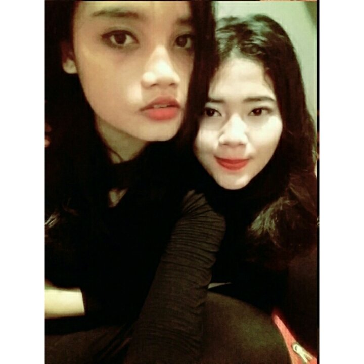 Edisi Nyender Ama Teman😄😄