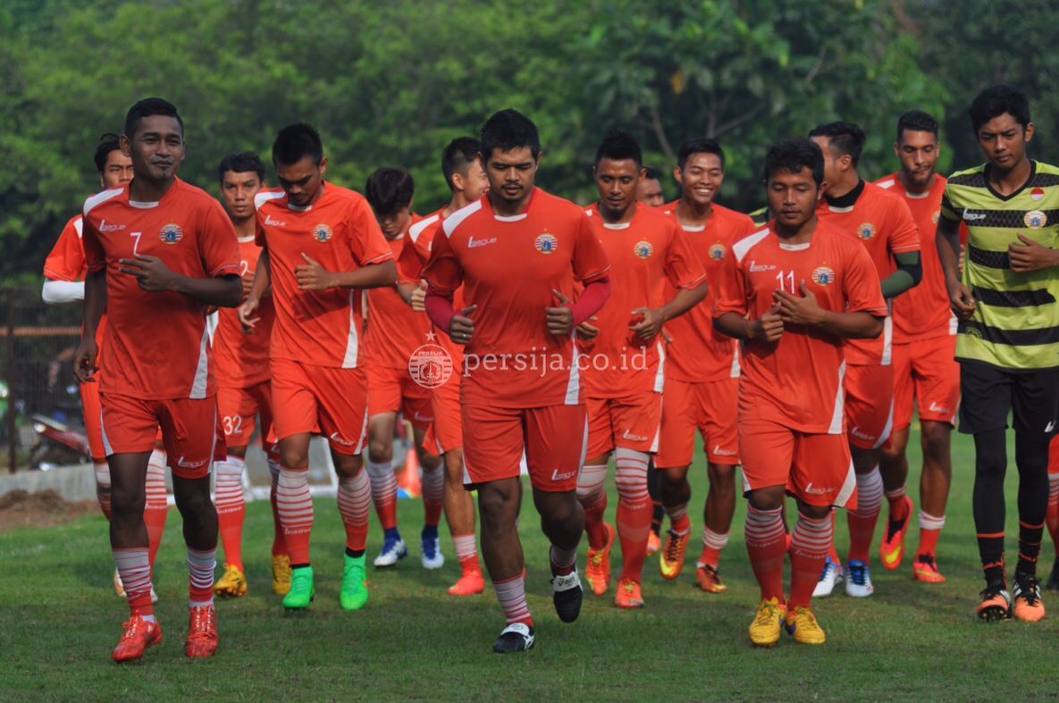 Persija_Jkt's tweet image. Paulo Camargo Sambut Kedatangan Bambang Pamungkas di Tim.
#GuePersija
#RumahPersija