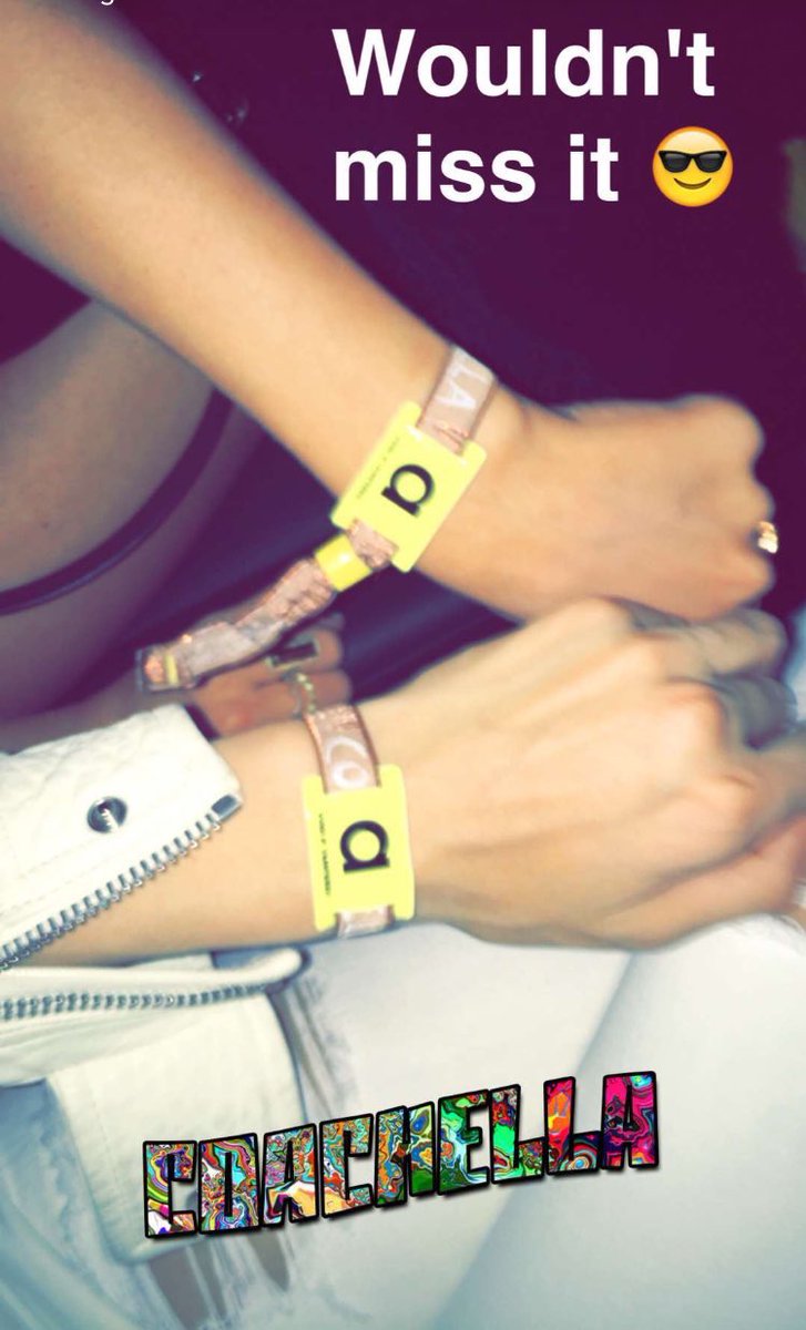 TSwiftLA tweet picture