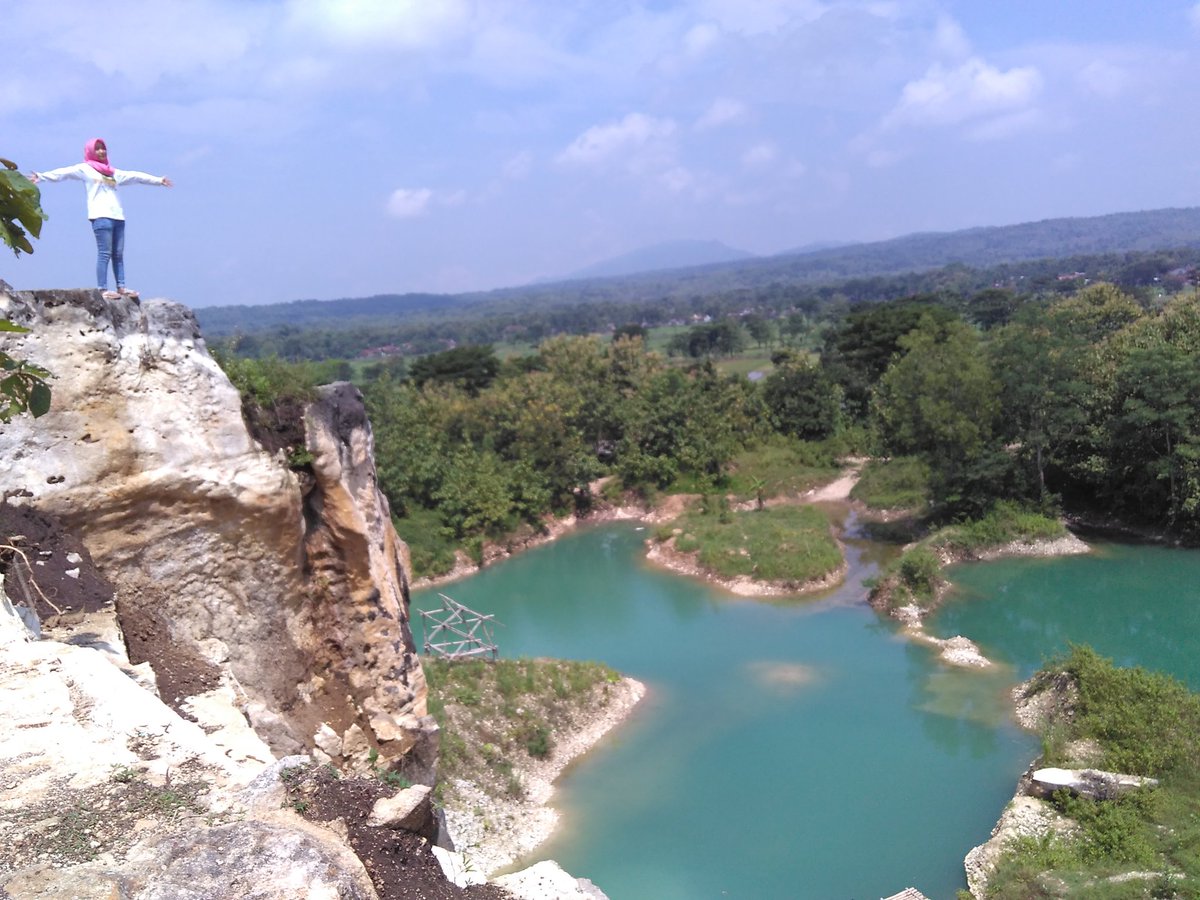Uzik_1983's tweet photo. Indonesia WOW (Telaga Biru,Semin,Gunung Kidul) https://t.co/HLJ1og883n