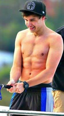 _ks_ev's tweet photo. Damn hot x2

#ProjectHomeLiamDay 
#LiamDay https://t.co/00G5DtHpFo