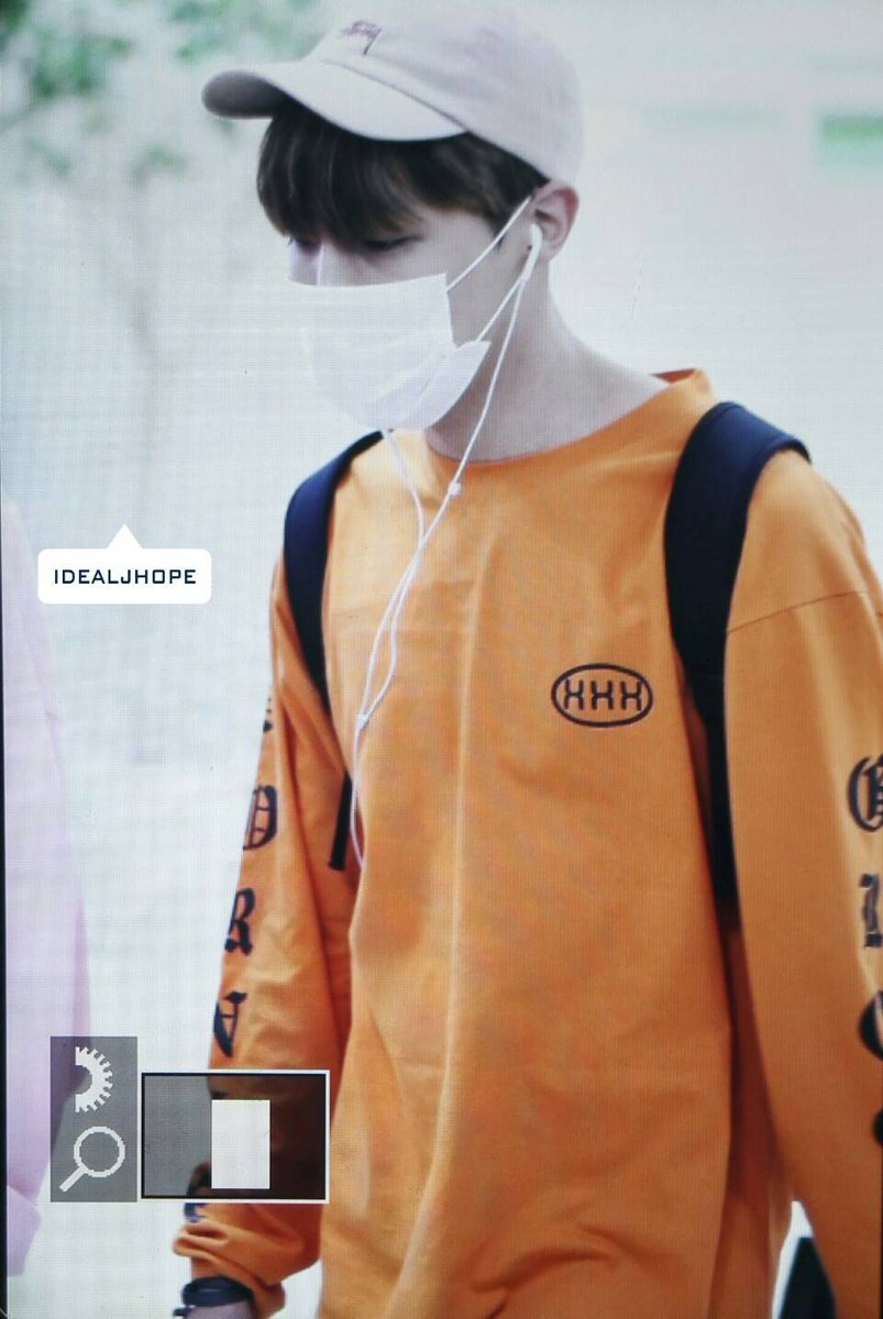 160425 김포입국 #방탄소년단 #제이홉 #정호석 <a href="/BTS_twt/">방탄소년단</a> 💘❤❤❤ 집에 가서 쉬어~🙆