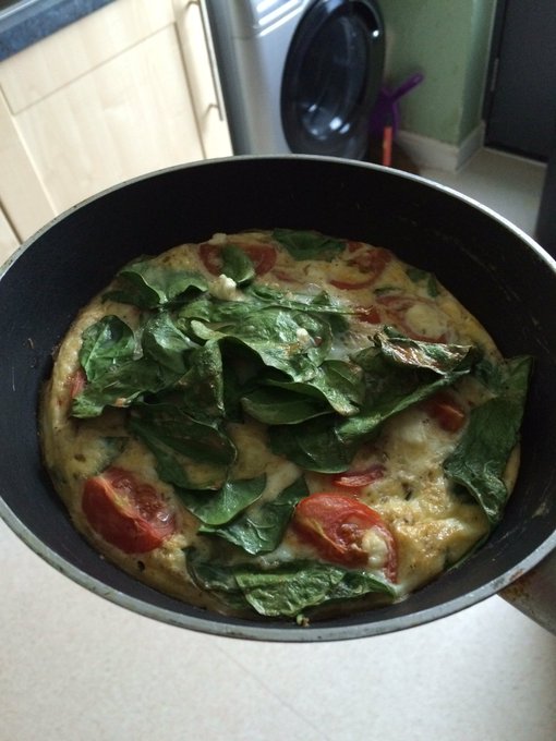 Watch Oyinlola 👑's leaked NSFW photo on TwXstars