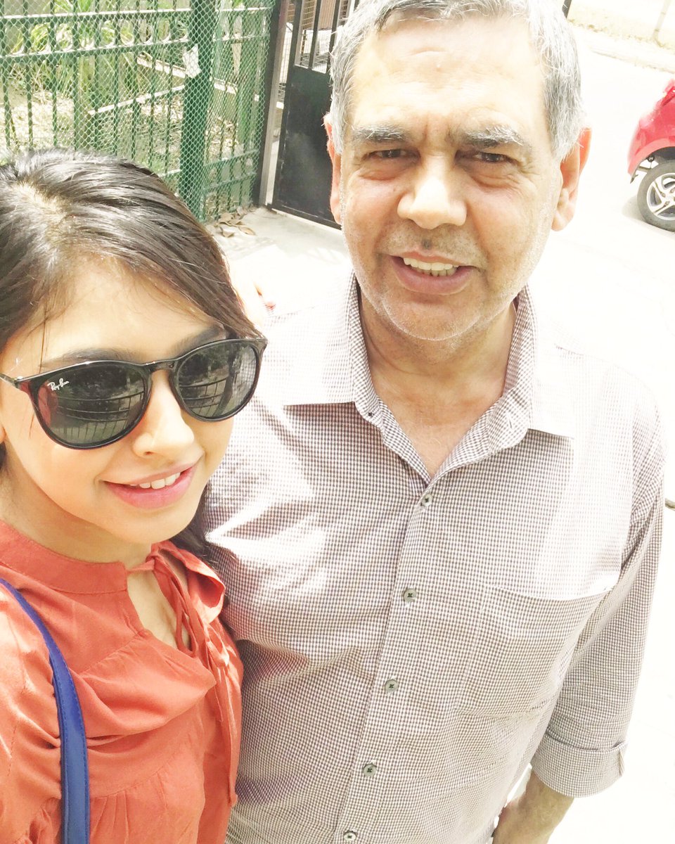 niti_taylor's tweet image. My daddy cutest💖 #daddy#cutest#lovehim#happiness#familytime#gurgaon