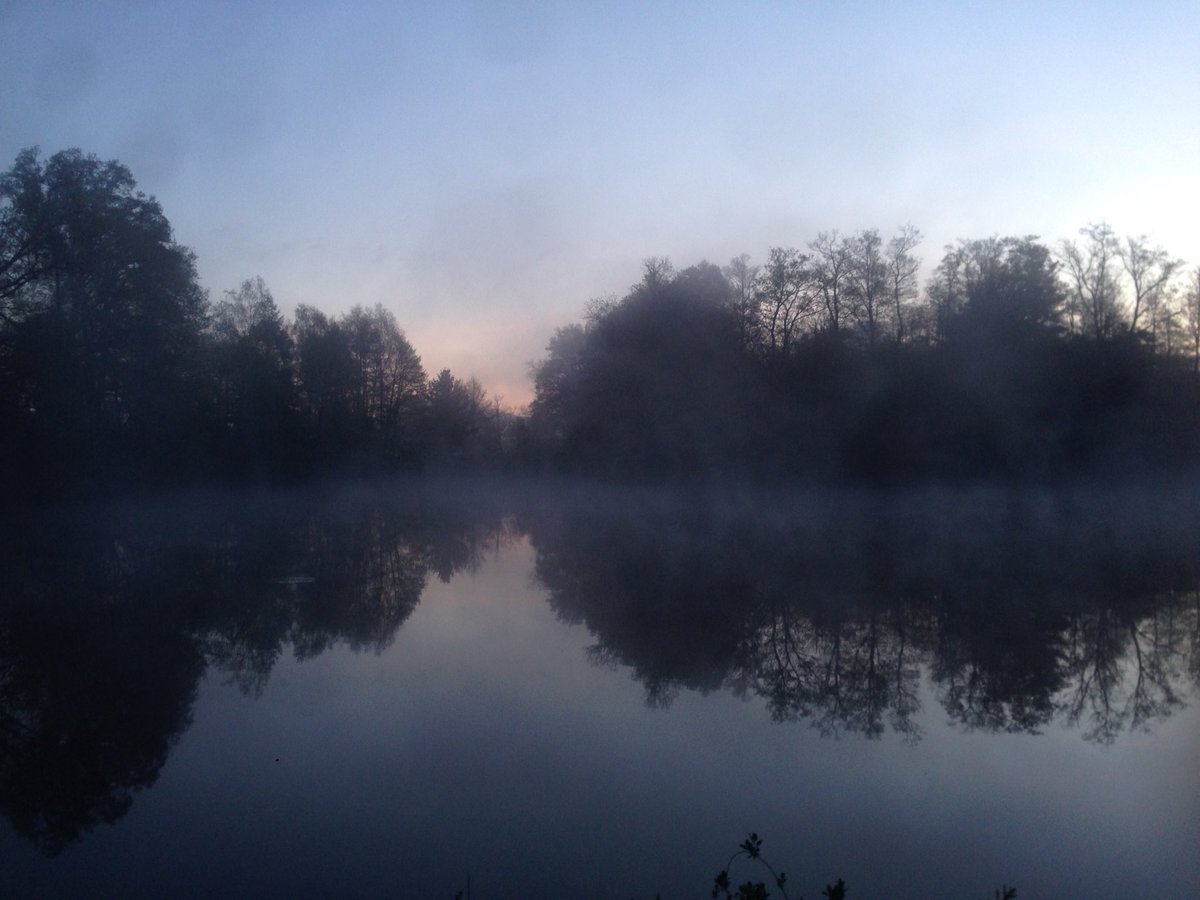 First group of season, Brian, Ian, Steve and Steve. Brian in 1st 52 lb mirror!! Pic to come.