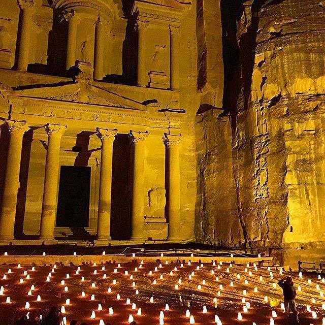 AnasAlShariff's tweet photo. - #7wonders who ?! We have #Petra 😍🇯🇴 #JOTourismDay #petrainjordan
#Repost @glengilmore ・・・
#Petra by day is amazi… https://t.co/kLsFcvhJdg