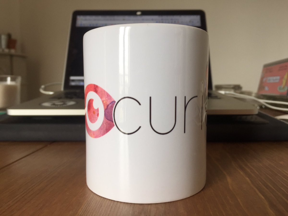 Merci <a href="/ocurieux/">Ocurieux</a> pour ma nouvelle tasse et pour cette belle soirée d'inauguration ! ;)