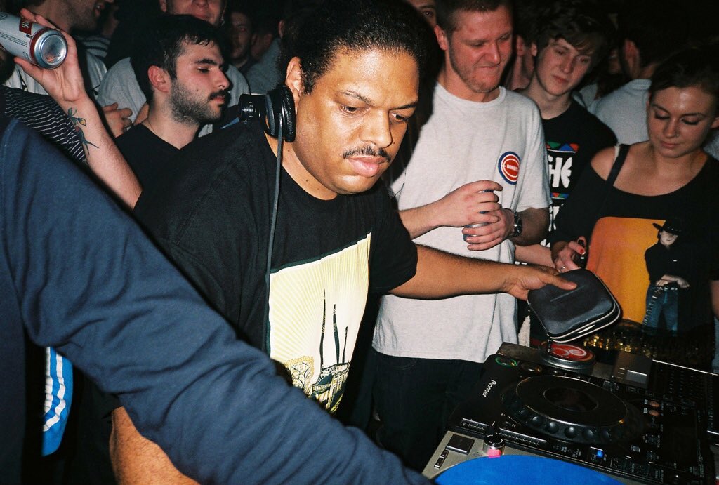ColdTonic's tweet image. The God @KerriChandler playing @boilerroomtv back in 2012

coldtonic.com

#DEWAI #coldtonic #kerrichandler