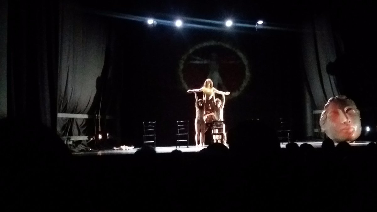 ILMURO_'s tweet photo. CORE/DEMETRA 2.0 - Compagnia Giovanna Velardi #Teatro Palladium #Roma
#video #electronic #set #mapping #theatre2016 https://t.co/3JCZuobENE