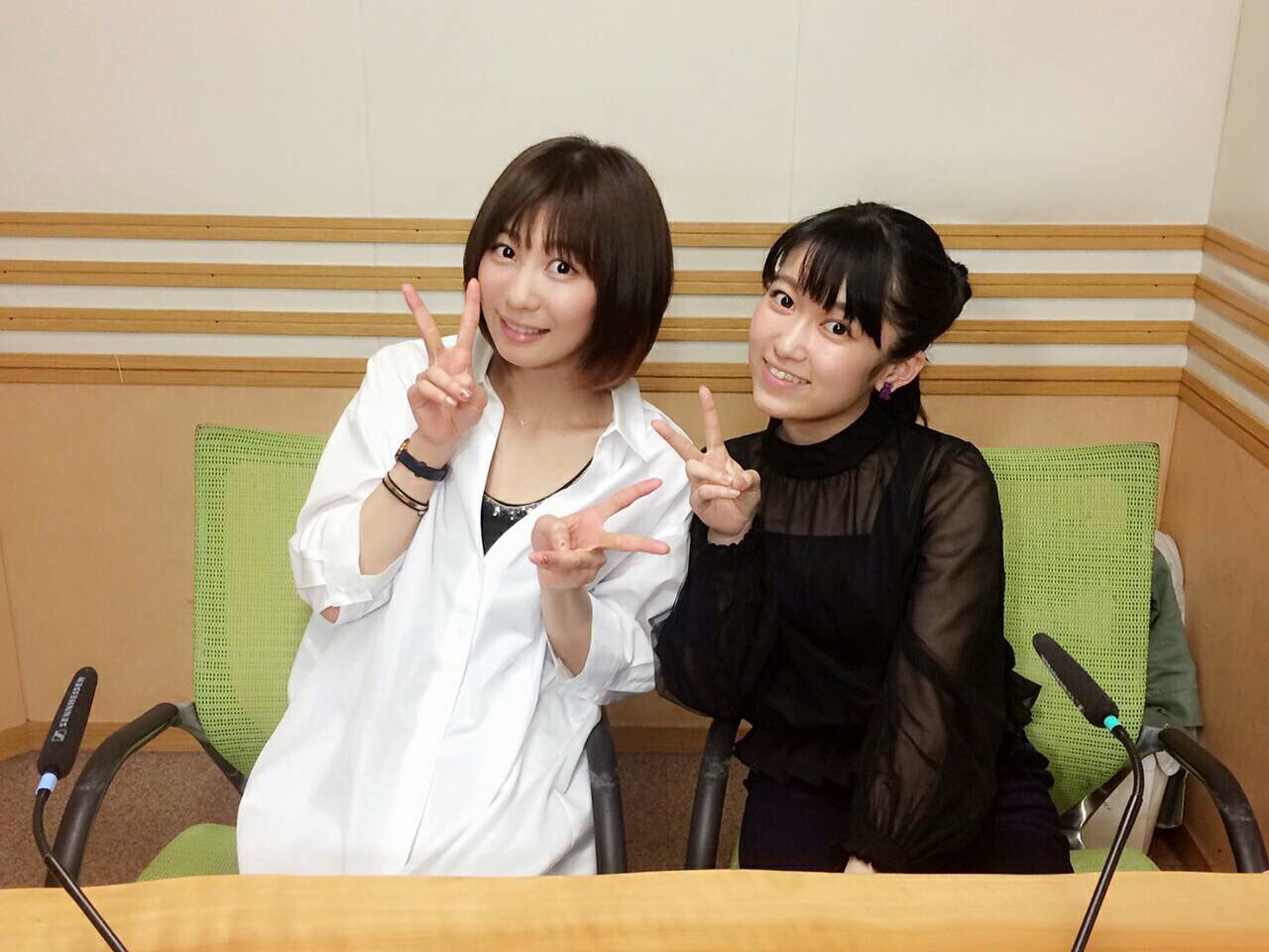 安済知佳 Official 黒沢ともよのfive Stars お邪魔しました 楽しかったーー また行きたいー 皆様も沢山のメールやコメント感謝です ともにゃとは今週末も一緒だーい ユーフォも宜しくお願いします 安済 Ag 5stars