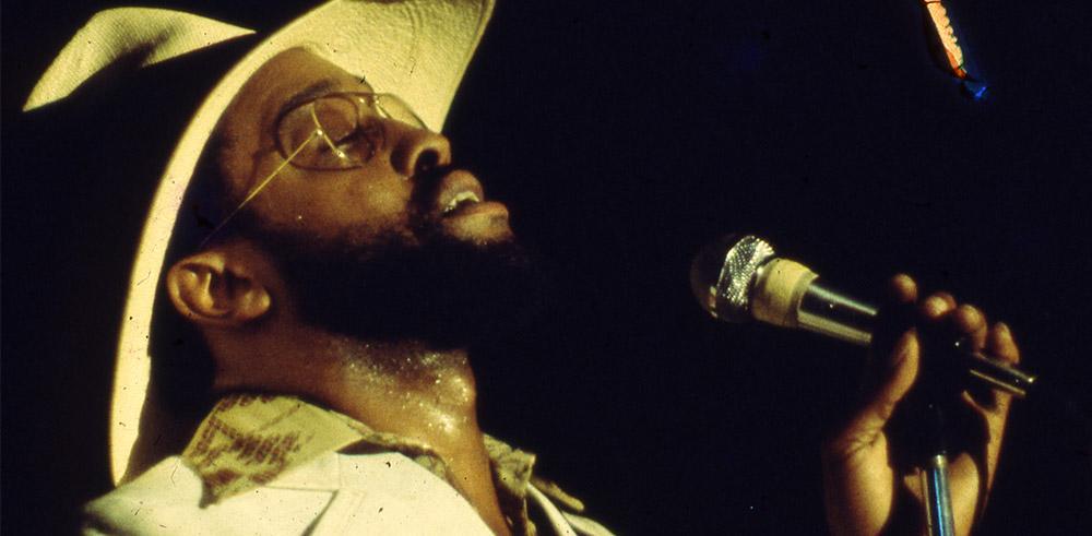 Telerama's tweet photo. Le soulman Billy Paul, interprète de “Me and Mrs Jones”, est mort https://t.co/RSwLeop5bi https://t.co/LlyXQJxlYW